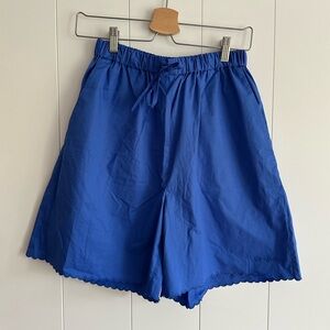 Cordera Bermuda Scallop Edge Shorts